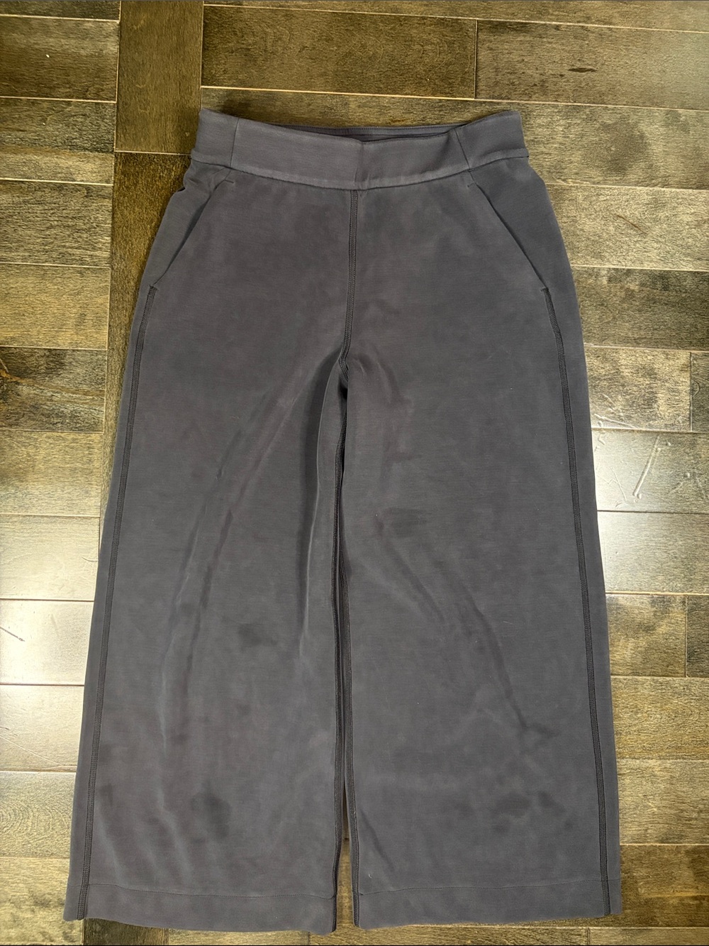 Lululemon Softstreme High-Rise Wide Leg Cropped Pants Gray Size Small - Picture 7 of 13